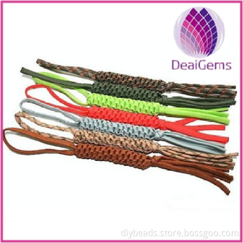 New design paracord survival pendant for outdoor survival paracord pendant